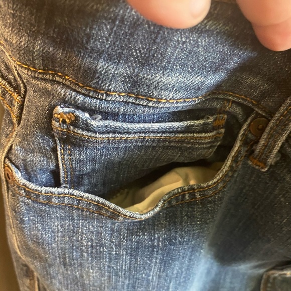 Levi Straight Legs size 8 - Picture 2 of 8